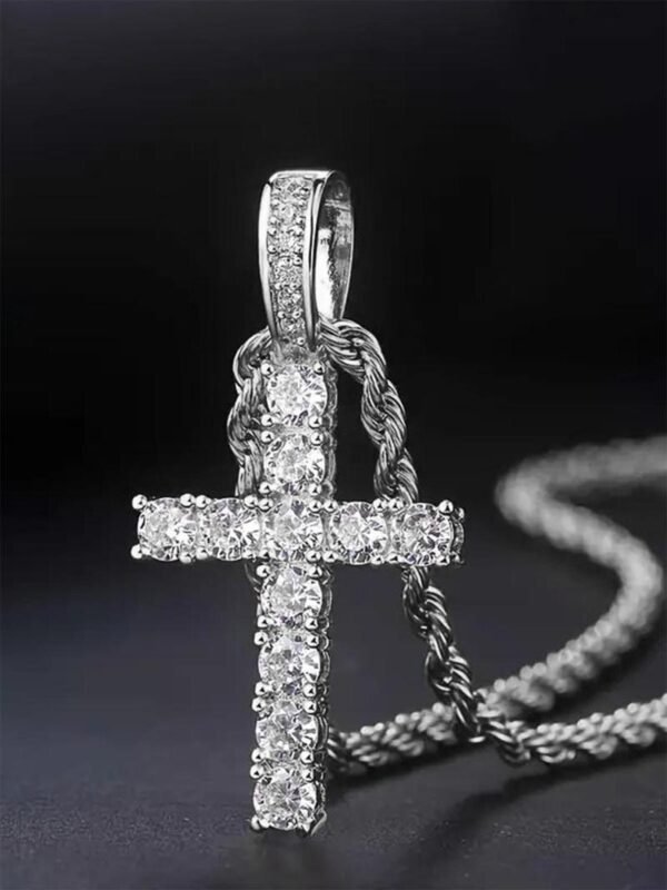 Cross Design Rhinestone Decor Necklace for Women, Luxury Trendy Pendant Necklace for Girls Gift, Classic Fashion Accessories for Daily Wear
